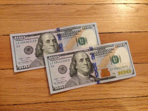 $100 bills fake